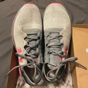 UA W Speedform Apollo 2